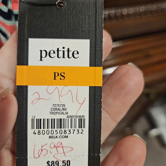 Crown and Ivy Dress - Picture 4 of 5